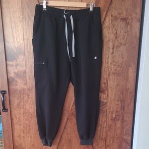 Figs Womens Uman Mid Rise Black Joggers with Gray Drawstring